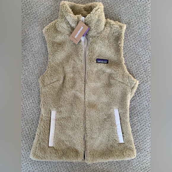 Patagonia Jackets & Blazers - NWT Patagonia W's Los Gatos Vest size Small